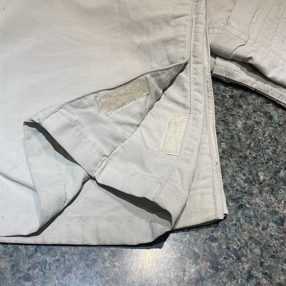 Royal Robbins size 10 regular adjustable length hiking pants elastic panels tan - Picture 5 of 14